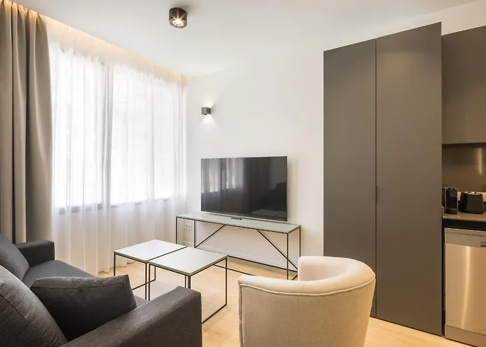 شقة فندقية Mon Jardin De Ayora 4*