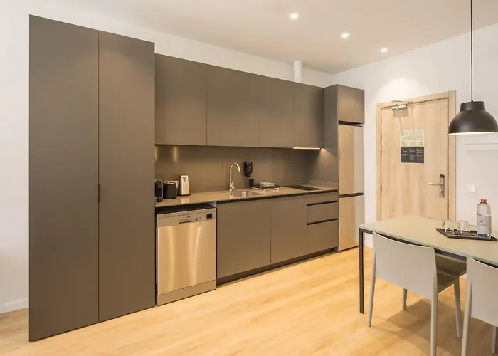 Mon Jardin De Ayora Aparthotel 4*