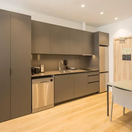 Mon Jardin De Ayora Апарт-отель 4*